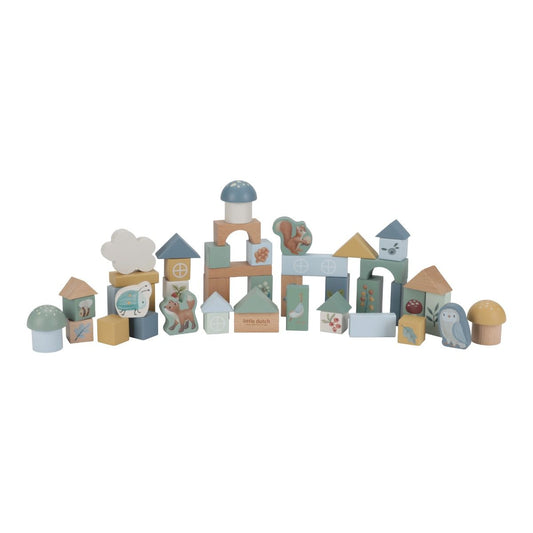 https://www.vanastenbabysuperstore.nl/media/catalog/product/0/5/0592403999_1_bouwblokken_in_ton_little_dutch_forest_friends.jpg