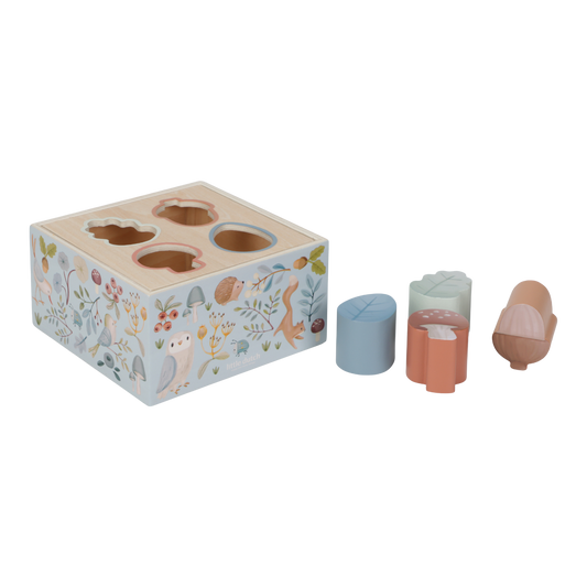 https://www.vanastenbabysuperstore.nl/media/catalog/product/0/5/0592404001_1_vormenstoof_little_dutch_forest_friends.png
