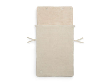 https://www.vanastenbabysuperstore.nl/media/catalog/product/0/6/0611210043_1_voetenzak_autostoel_jollein_basic_knit_nougat.jpg