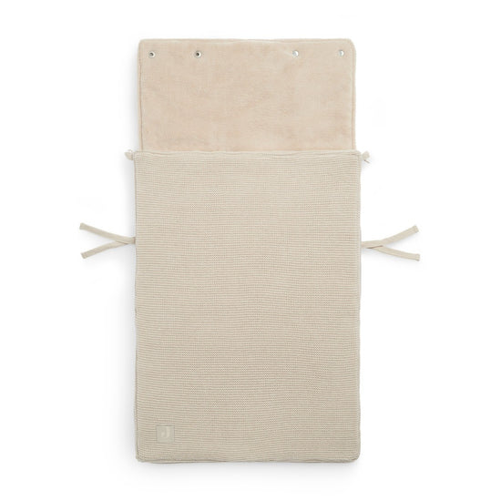 https://www.vanastenbabysuperstore.nl/media/catalog/product/0/6/0611210043_1_voetenzak_autostoel_jollein_basic_knit_nougat.jpg