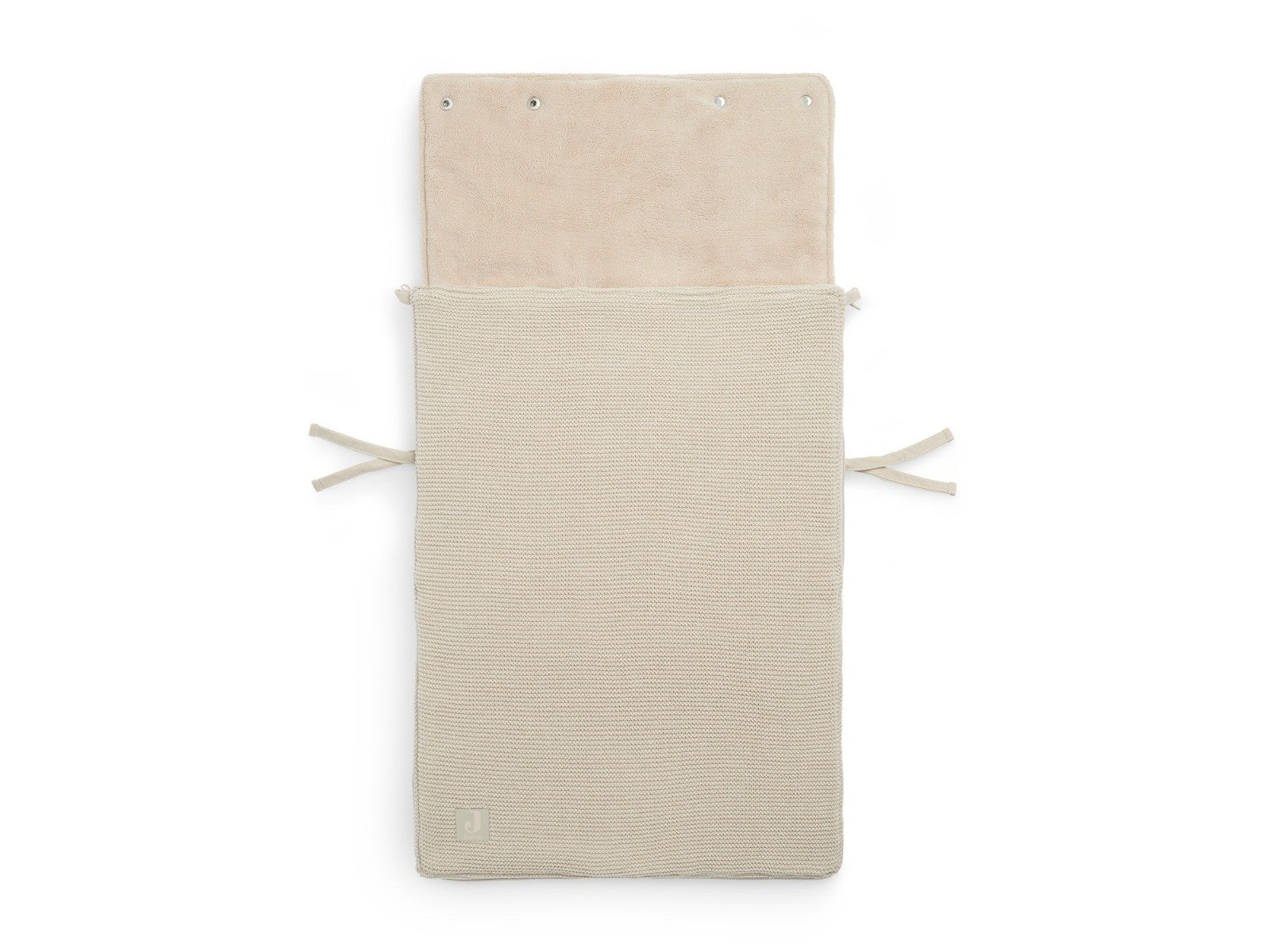 https://www.vanastenbabysuperstore.nl/media/catalog/product/0/6/0611210043_1_voetenzak_autostoel_jollein_basic_knit_nougat.jpg