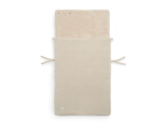 https://www.vanastenbabysuperstore.nl/media/catalog/product/0/6/0611210043_1_voetenzak_autostoel_jollein_basic_knit_nougat.jpg