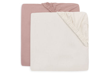 https://www.vanastenbabysuperstore.nl/media/catalog/product/0/6/0611800304_1_hoeslaken_junior_jollein_70x140_jersey_wild_rose_ivory.jpg
