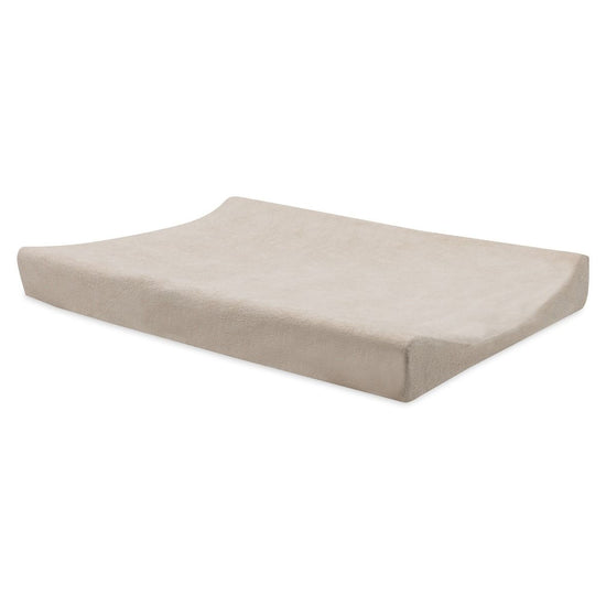 https://www.vanastenbabysuperstore.nl/media/catalog/product/0/6/0611880025_2_aankleedkussenhoes_jollein_badstof_oatmeal_sand_2st.jpg