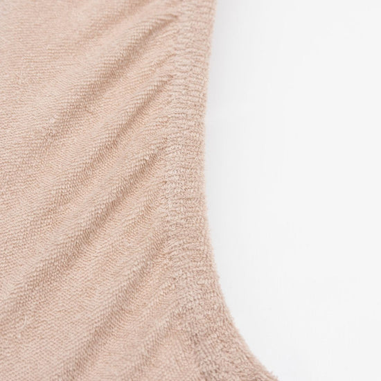 https://www.vanastenbabysuperstore.nl/media/catalog/product/0/6/0611901404_2_aankleedkussenhoes_jollein_badstof_wild_rose.jpg