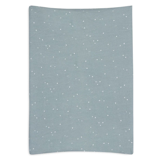 https://www.vanastenbabysuperstore.nl/media/catalog/product/0/6/0611901474_2_aankleedkussenhoes_jollein_jersey_twinkling_sea_green.jpg