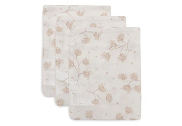 https://www.vanastenbabysuperstore.nl/media/catalog/product/0/6/0612040027_1_Washandjes_Jollein_Hydrofiel_Leafy_Dreams_3_pack.jpeg