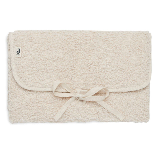 https://www.vanastenbabysuperstore.nl/media/catalog/product/0/6/0612110443_1_verschoningsmatje_jollein_boucle_naturel.jpg