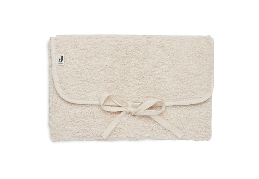 https://www.vanastenbabysuperstore.nl/media/catalog/product/0/6/0612110443_1_verschoningsmatje_jollein_boucle_naturel.jpg