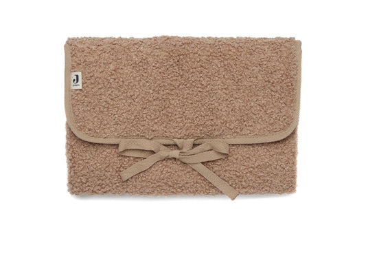 https://www.vanastenbabysuperstore.nl/media/catalog/product/0/6/0612110444_1_verschoningsmatje_jollein_boucle_biscuit.jpg