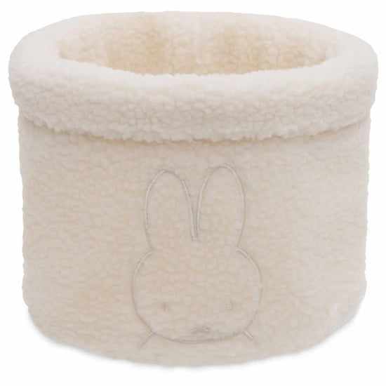 https://www.vanastenbabysuperstore.nl/media/catalog/product/0/6/0612300435_1_Mand_Jollein_Nijntje_Jacquard_Teddy_Biscuit.jpeg