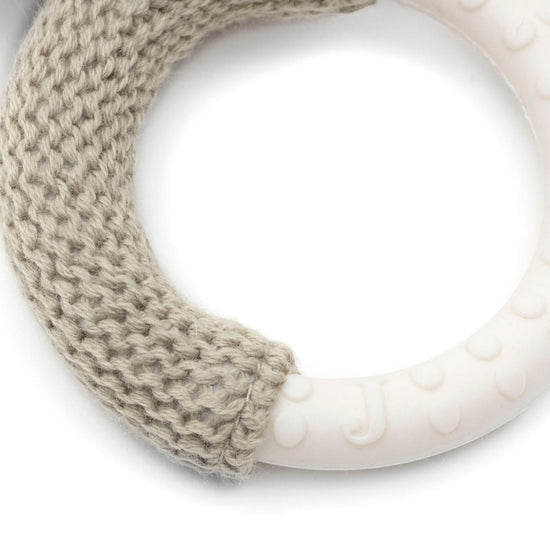 https://www.vanastenbabysuperstore.nl/media/catalog/product/0/6/0612400145_2_bijtring_jollein_fox.jpg