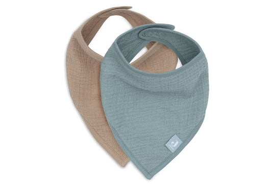 https://www.vanastenbabysuperstore.nl/media/catalog/product/0/6/0612870006_1_slabber_bandana_jollein_hydrofiel_sea_greenbiscuit_2_pack.jpg