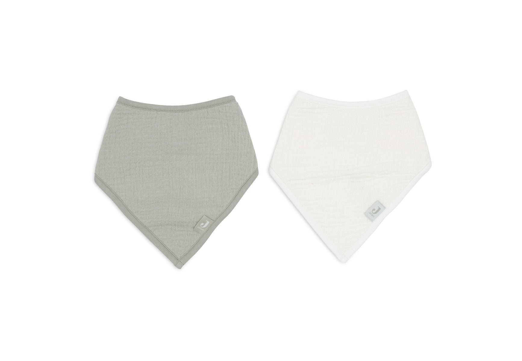 https://www.vanastenbabysuperstore.nl/media/catalog/product/0/6/0612870007_2_slabber_bandana_jollein_hydrofiel_olive_greenoatmeal_2_pack.jpg