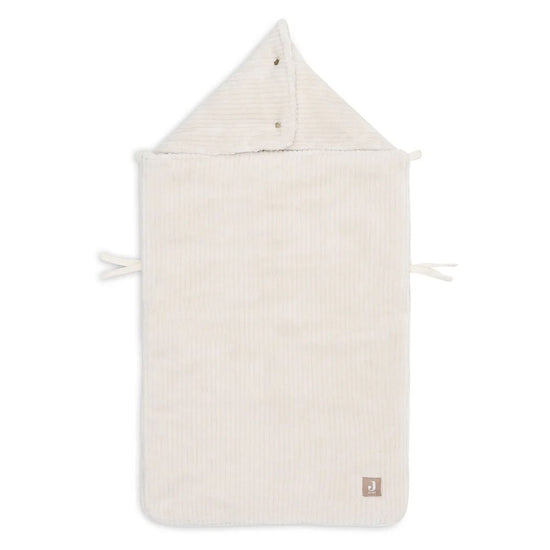 https://www.vanastenbabysuperstore.nl/media/catalog/product/0/6/0612880004_2_voetenzak_autostoel_jollein_cloudy_rib_oatmeal.jpeg