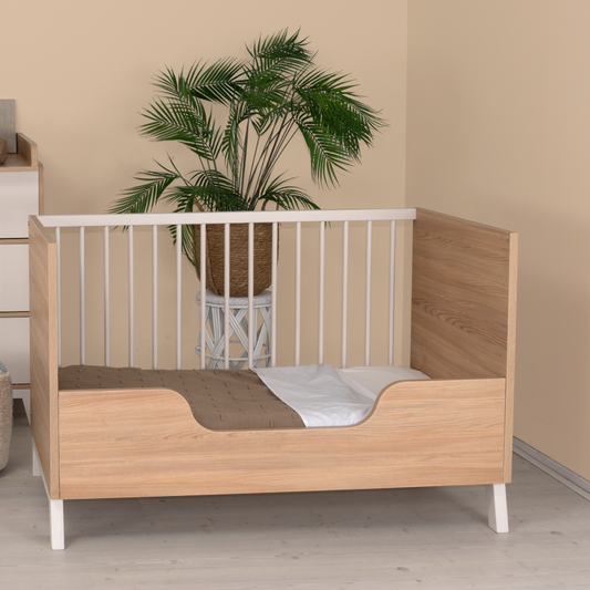 https://www.vanastenbabysuperstore.nl/media/catalog/product/0/6/0640010085_1_bedzijde_schardt_cream_60x120.png