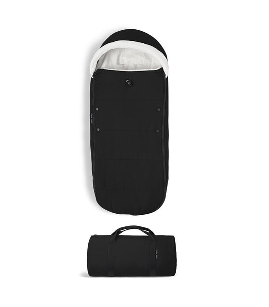 https://www.vanastenbabysuperstore.nl/media/catalog/product/0/8/0831120276_1_voetenzak_stokke_yoyo3_black.jpg