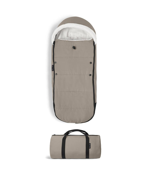 https://www.vanastenbabysuperstore.nl/media/catalog/product/0/8/0831120277_1_voetenzak_stokke_yoyo3_taupe.jpg