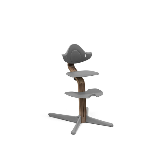 Kinderstoel Stokke® Nomi Grey/Walnut