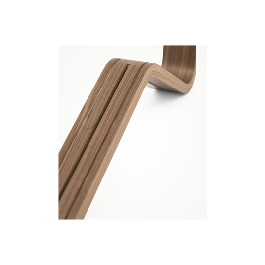 https://www.vanastenbabysuperstore.nl/media/catalog/product/0/8/0831600128_2_kinderstoel_stokker_nomi_walnutblack.png