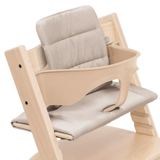 https://www.vanastenbabysuperstore.nl/media/catalog/product/0/8/0831610287_2_stoelverkleiner_stokke_tripp_trapp_beige.jpg