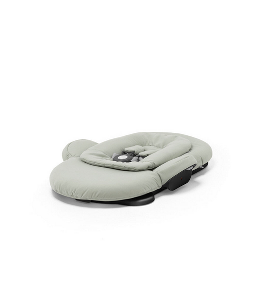 https://www.vanastenbabysuperstore.nl/media/catalog/product/0/8/0831740024_2_wipstoel_stokker_steps_tm_soft_sage_black.png