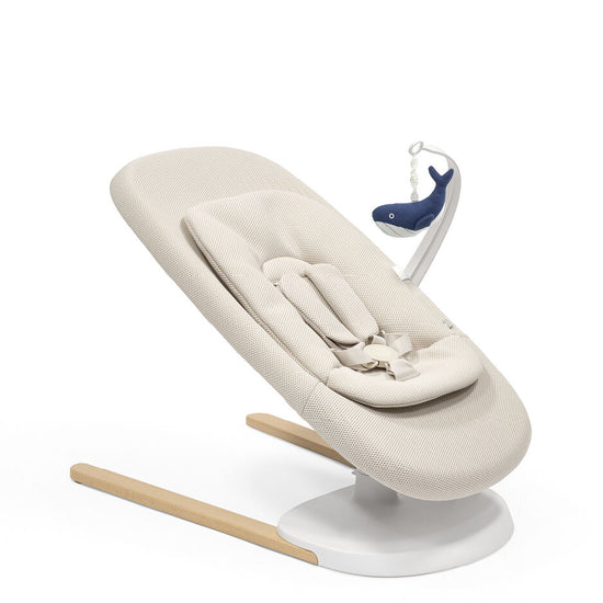 https://www.vanastenbabysuperstore.nl/media/catalog/product/0/8/0832420001_2_knuffel_stokke_yoga_walvis_1770219521.jpg