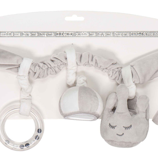 https://www.vanastenbabysuperstore.nl/media/catalog/product/0/9/0952400005_2_autostoelspeeltje_dooky_cuddly_friends_crown.jpeg
