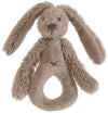 https://www.vanastenbabysuperstore.nl/media/catalog/product/0/9/0992401563_1_rammelaar_happy_horse_rabbit_richie_clay.jpg