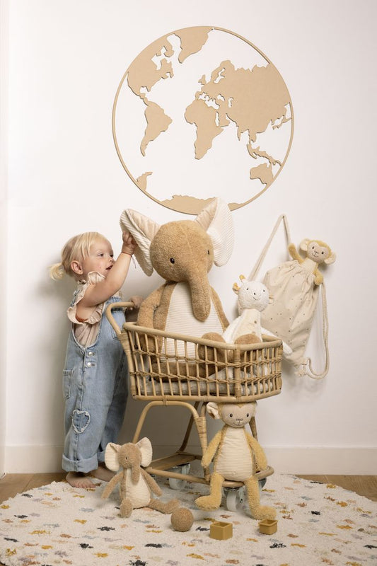 https://www.vanastenbabysuperstore.nl/media/catalog/product/0/9/0992401661_2_knuffel_happy_horse_elephant_elin_26cm.jpg