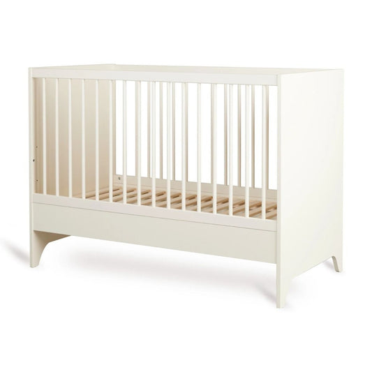 https://www.vanastenbabysuperstore.nl/media/catalog/product/1/0/1000010097_3_quax_tsughi_ledikant_60x120_butter_2_1.jpg