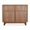 https://www.vanastenbabysuperstore.nl/media/catalog/product/1/0/1000020069_1_quax_kyo_commode_walnut_1.jpg