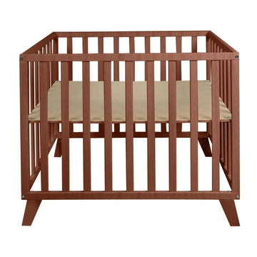 https://www.vanastenbabysuperstore.nl/media/catalog/product/1/0/1001500056_1_box_quax_alix_walnut.jpg