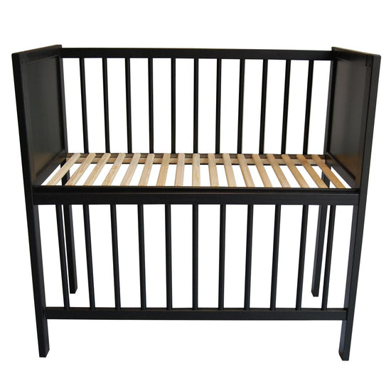 https://www.vanastenbabysuperstore.nl/media/catalog/product/1/2/1280060040_1_wieg_cosleeper_bedside_40_x_80_black_666cs.jpg