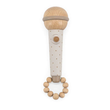 https://www.vanastenbabysuperstore.nl/media/catalog/product/1/3/1302400792_1_houten_microfoon_labellabel_nougat.jpg