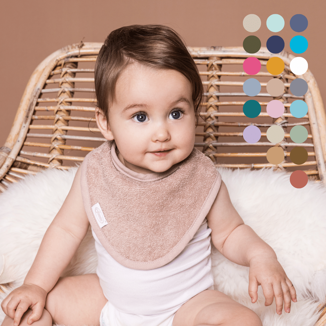https://www.vanastenbabysuperstore.nl/media/catalog/product/1/3/1372110141_2_slabber_bandana_funnies_uni_cream.png