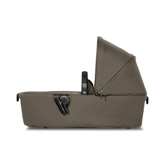 https://www.vanastenbabysuperstore.nl/media/catalog/product/1/4/1441120459_1_reiswieg_joolz_aer_plus_hazel_brown_special_edition.jpg