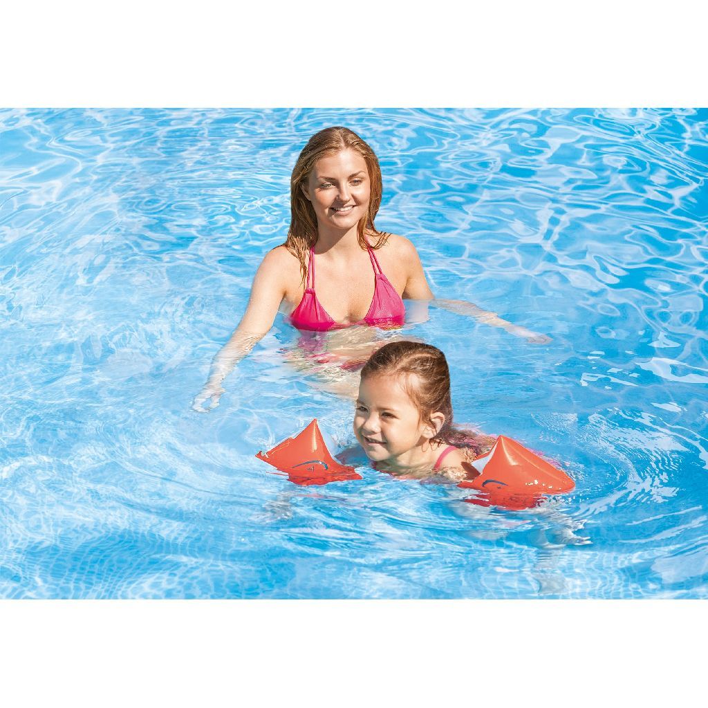 https://www.vanastenbabysuperstore.nl/media/catalog/product/1/5/1502120002_2_zwembandjes_intex_luxe_oranje_36_jaar.jpg