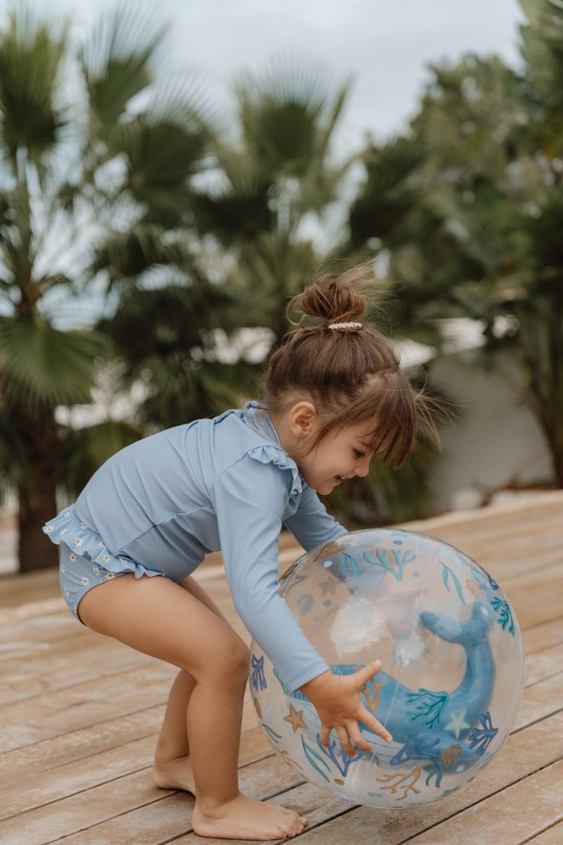 https://www.vanastenbabysuperstore.nl/media/catalog/product/1/5/1502400097_2_strandbal_little_dutch_ocean_dreams_3d_blauw.jpg