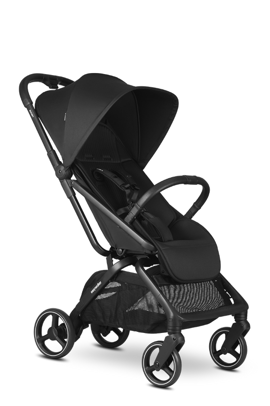 https://www.vanastenbabysuperstore.nl/media/catalog/product/1/6/1691110113_1_buggy_easywalker_rockey_m_pure_black.png