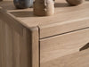 https://www.vanastenbabysuperstore.nl/media/catalog/product/1/7/1700020008_2_commode_jaxx_forrest_eik.jpg