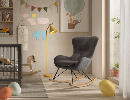 https://www.vanastenbabysuperstore.nl/media/catalog/product/1/7/1700060033_3_schommelstoel_jaxx_rocky_vipack_boucle_antraciet_1768323652.jpg