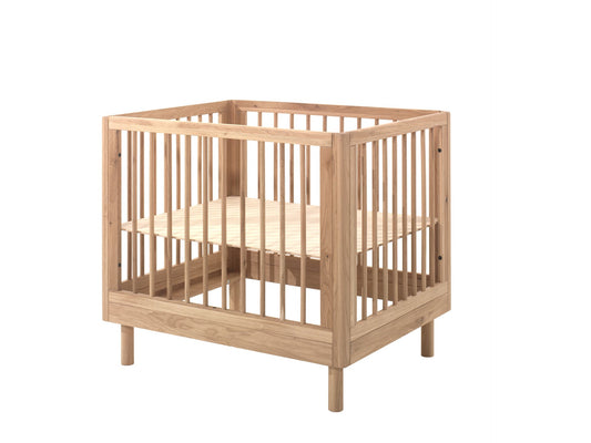 https://www.vanastenbabysuperstore.nl/media/catalog/product/1/7/1701500001_1_box_jaxx_forrest_eik.jpg