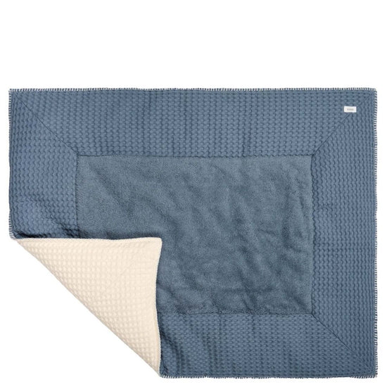https://www.vanastenbabysuperstore.nl/media/catalog/product/1/8/1801510244_1_boxkleed_koeka_wafel_bluestonenatural_75x95.jpg