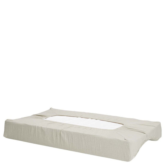 https://www.vanastenbabysuperstore.nl/media/catalog/product/1/8/1801900907_2_aankleedkussenhoes_koeka_faro_sage.jpg