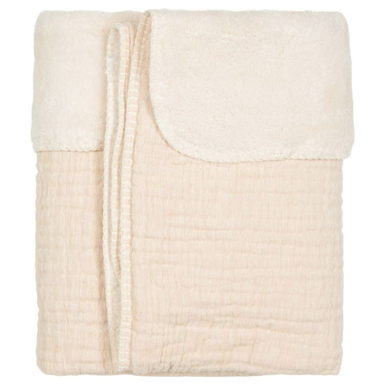 https://www.vanastenbabysuperstore.nl/media/catalog/product/1/8/1801900914_2_deken_wieg_koeka_teddy_rivoli_warm_white.jpg
