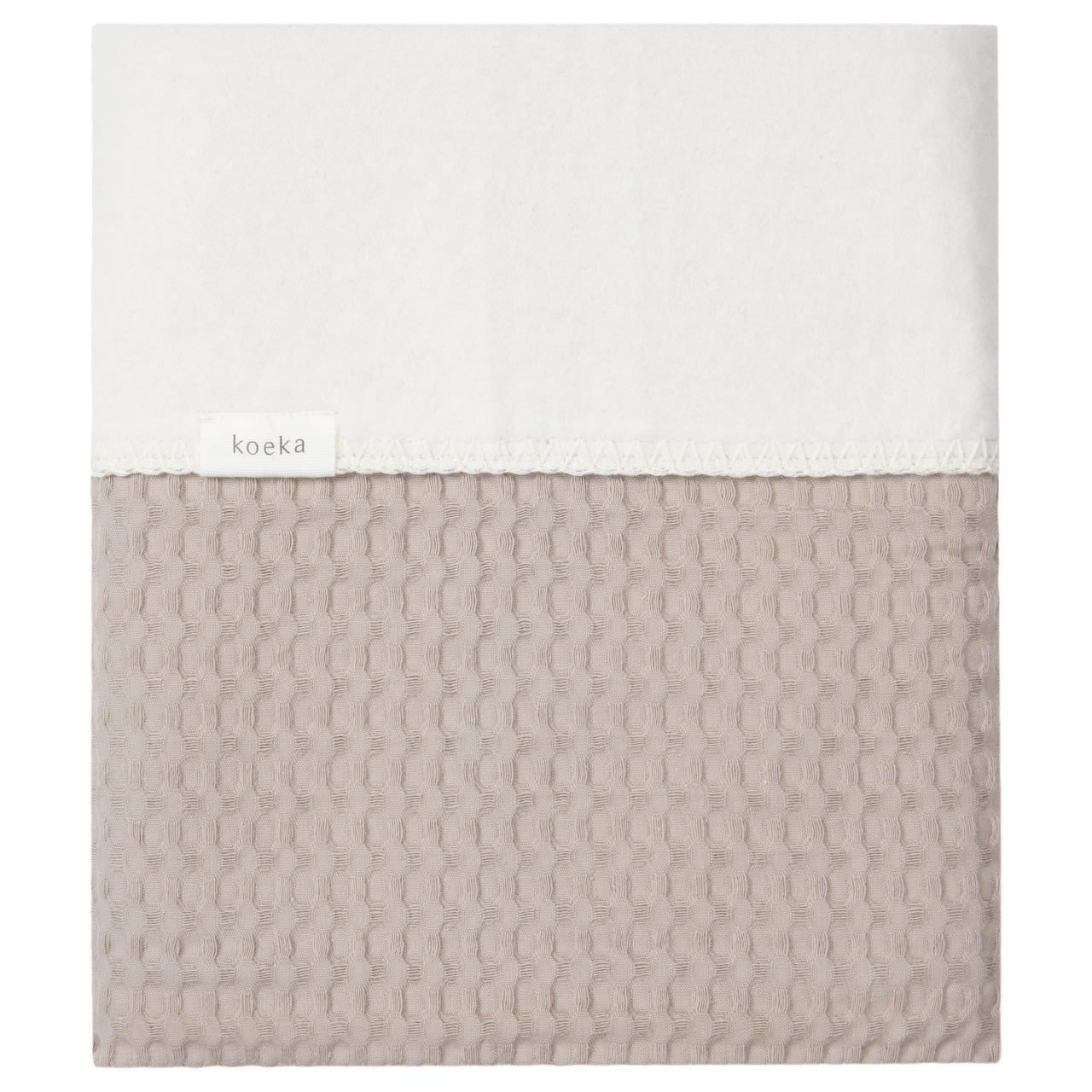 https://www.vanastenbabysuperstore.nl/media/catalog/product/1/8/1801900968_1_deken_wieg_koeka_wafel_cotton_fleece_crumble_2.jpg