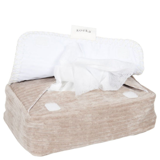 https://www.vanastenbabysuperstore.nl/media/catalog/product/1/8/1802110182_1_hoes_babydoekjes_koeka_vik_clay.jpg