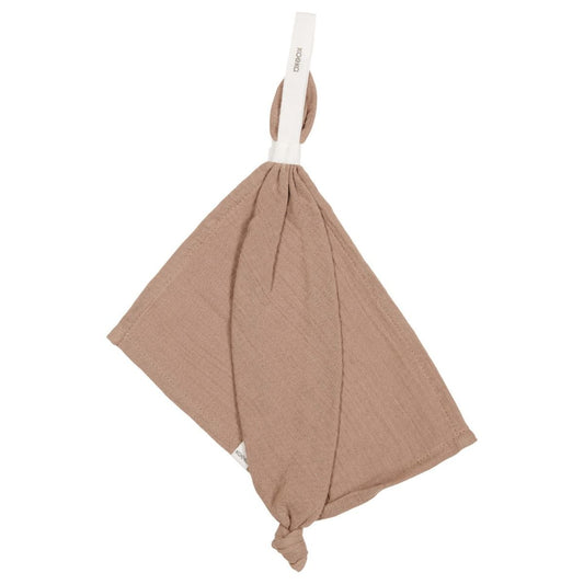 https://www.vanastenbabysuperstore.nl/media/catalog/product/1/8/1802800098_1_speendoekje_koeka_faro_caffe.jpg