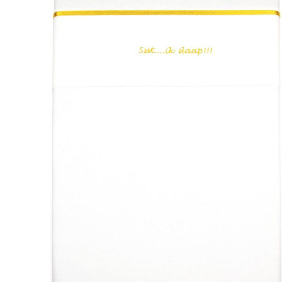 https://www.vanastenbabysuperstore.nl/media/catalog/product/1/8/1851900015_2_laken_ledikant_briljant_baby_100x150_ssst_ik_slaap_oker.jpg